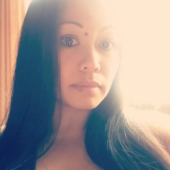 Meet your Posher, Van - Picture 1 of 1